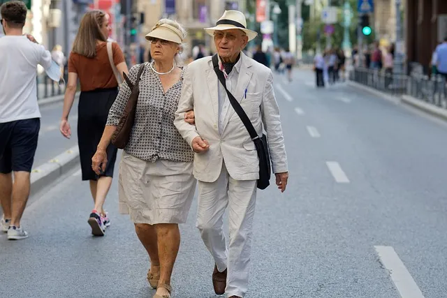 elderly-person-640x480-51234712.jpeg