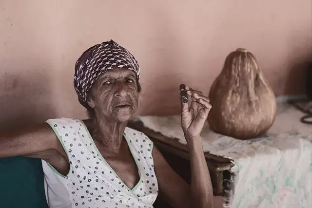 elderly-person-640x480-96822456.jpeg