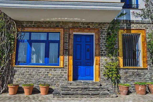 house-640x480-63210819.jpeg