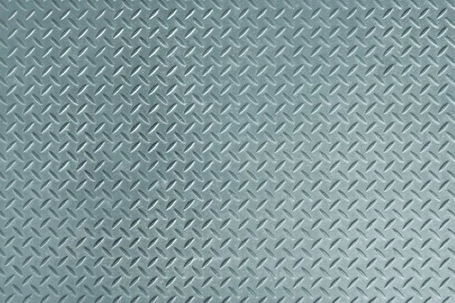 metallic-epoxy-garage-floor-640x480-87297447.jpeg
